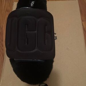 Black UGG Fluff Yeah slides